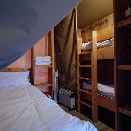 Sunset Retreats Safari Tent Ombersley Dış mekan fotoğraf